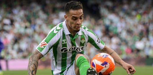 El brasileño Antony quiere revancha en el Betis, asegura Pellegrini