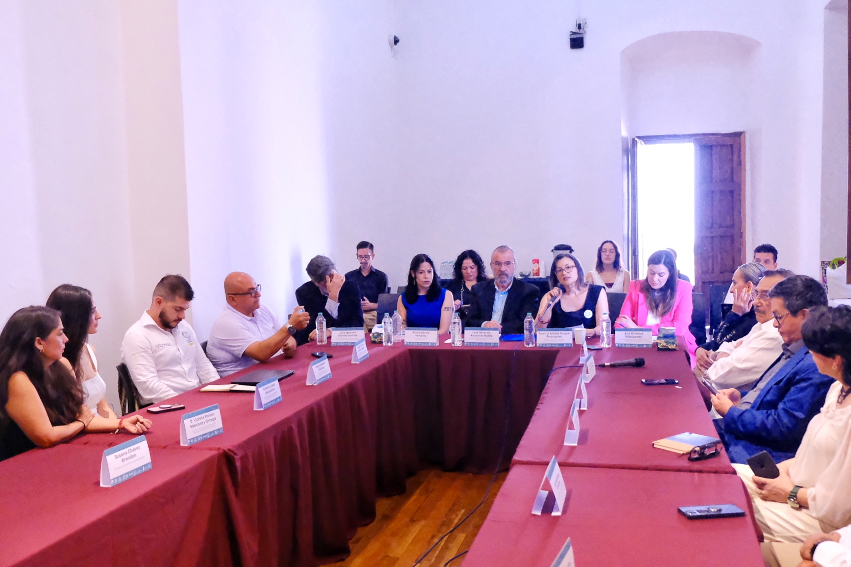 Delegaciones de México y Colombia impulsan estrategias para fortalecer el Paisaje Agavero y Cafetalero Delegaciones de México y Colombia impulsan estrategias para fortalecer el Paisaje Agavero y Cafetalero