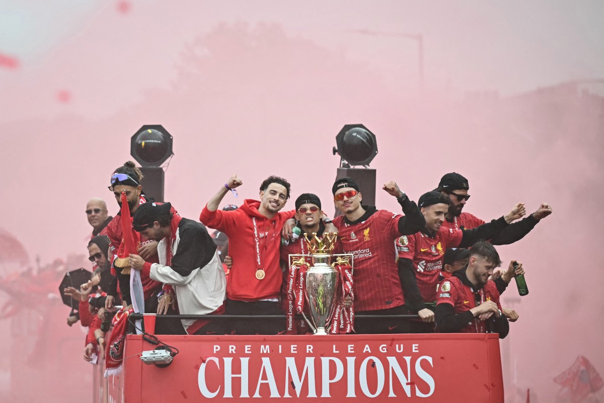 De una tarde de gloria a una tragedia: los aficionados del Liverpool, devastados De una tarde de gloria a una tragedia: los aficionados del Liverpool, devastados