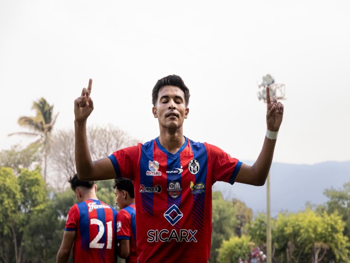 ¡Histórico! Guerreros de Autlán clasifican a la final de la Tercera División Profesional y aseguran su ascenso ¡Histórico! Guerreros de Autlán clasifican a la final de la Tercera División Profesional y aseguran su ascenso