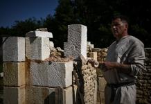 Construcción de una catedral gótica en Francia, con técnicas medievales