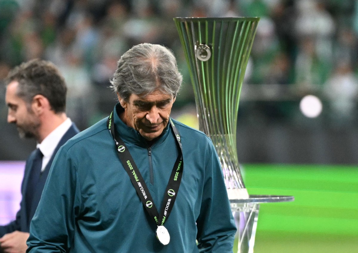 Chelsea completa su colección de trofeos europeos con una remontada al Betis Chelsea completa su colección de trofeos europeos con una remontada al Betis