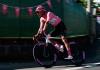 Del Toro sigue líder del Giro tras etapa de transición ganada por Denz