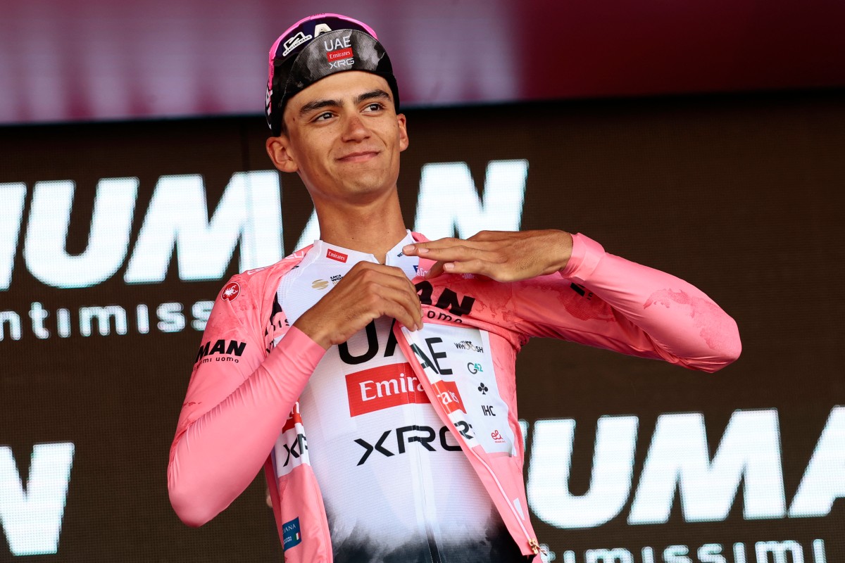 Del Toro sigue líder del Giro tras etapa de transición ganada por Denz Del Toro sigue líder del Giro tras etapa de transición ganada por Denz