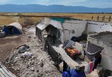 En Siria, desplazados regresan a acampar en las ruinas de sus casas