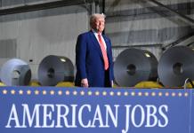 Trump dice que va a duplicar los aranceles al acero hasta el 50%
