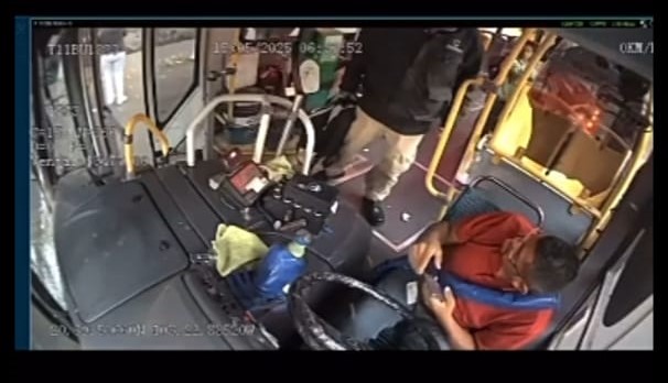 Dan de alta al chofer agredido por detener el camión tras falla en la unidad; su atacante sigue libre
