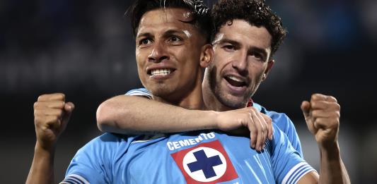 5-0. Cruz Azul golea a Vancouver y gana la Copa de Campeones de la Concacaf