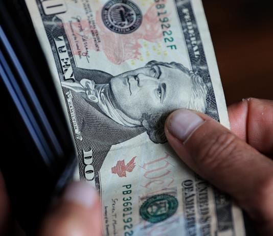 Las remesas a México bajan un 2,5 % entre enero y abril de 2025 tras llegada de Trump