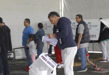 Votar con ilusión y bien preparados, llama votante