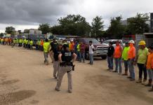 Las redadas migratorias en obras amenazan la industria de la construcción en EE.UU.