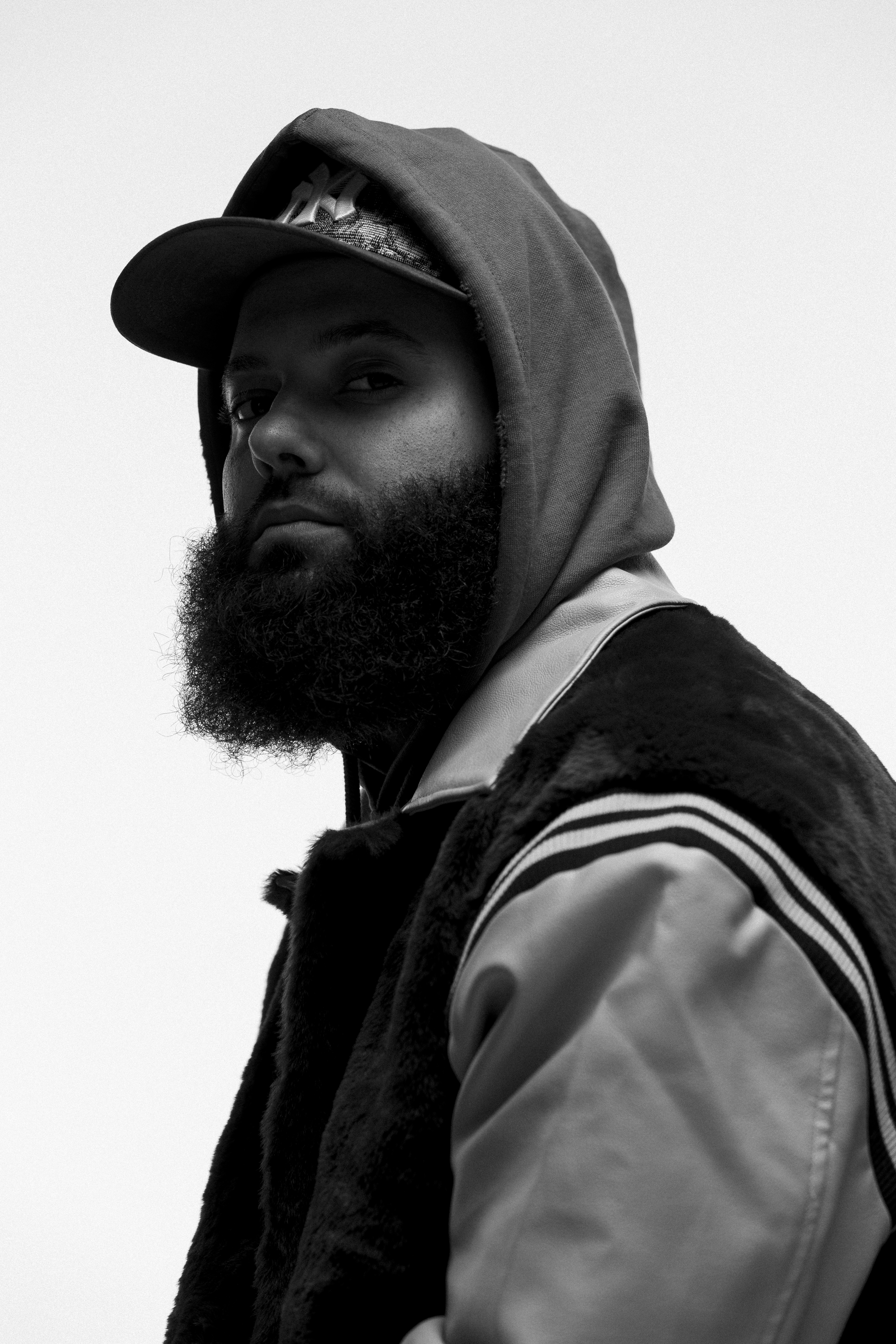 El cantautor dominicano Jocsan Durán expone sus sentimientos en “Humilde”, su nuevo EP