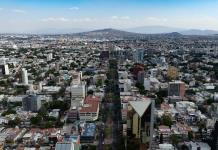 México investiga caída histórica de remesas y no descarta impacto de políticas de Trump