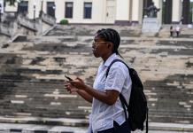 Los estudiantes se movilizan en Cuba contra nuevas tarifas de internet móvil