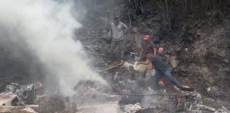 Mueren tres personas al caer avioneta guatemalteca en Tapachula