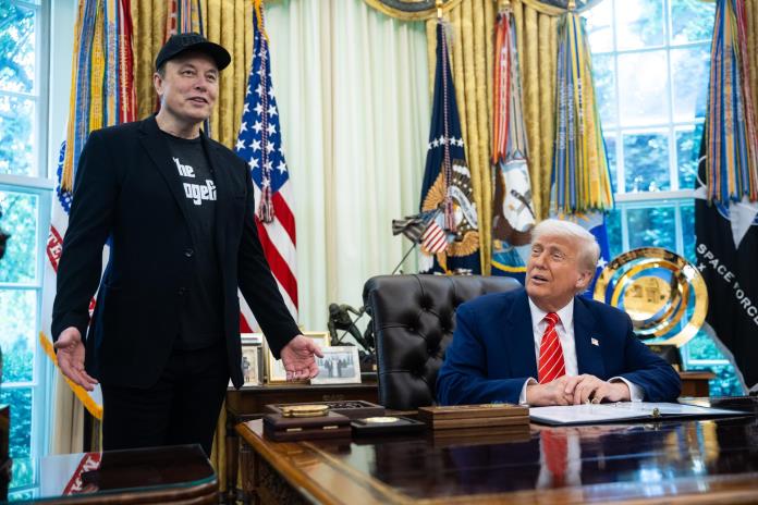 Trump y Musk se enfrentan en una guerra personal abierta que rompe su alianza