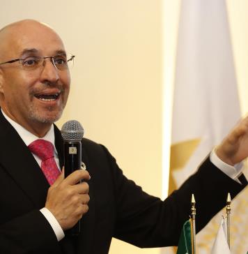 7 de cada 10 empresas se resisten a reducir la jornada laboral en México, según encuesta