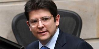 Aspirante presidencial baleado en Colombia sigue en estado crítico