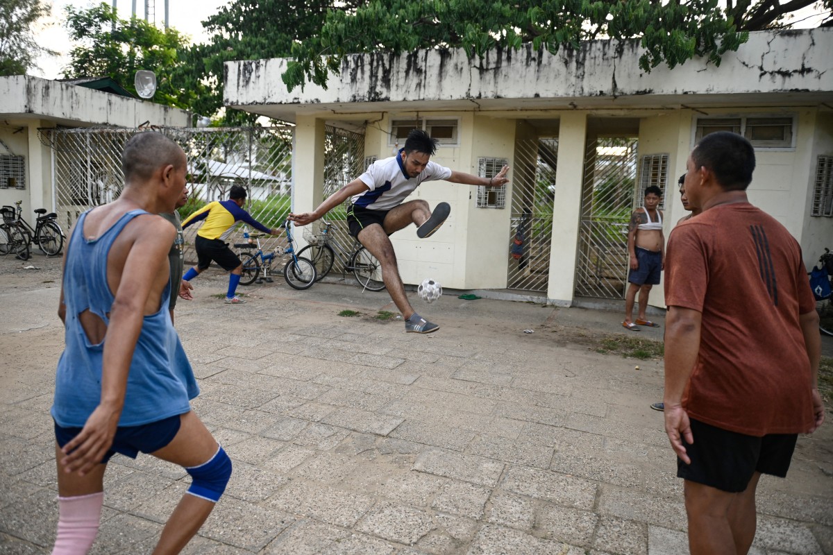 El chinlone, un deporte ancestral que sobrevive a la guerra en Birmania
