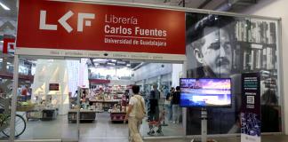Presentan libro de Física Cuántica en la Librería Carlos Fuentes