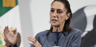 Sheinbaum insta a una "reforma migratoria integral" que reconozca a los migrantes en EE.UU