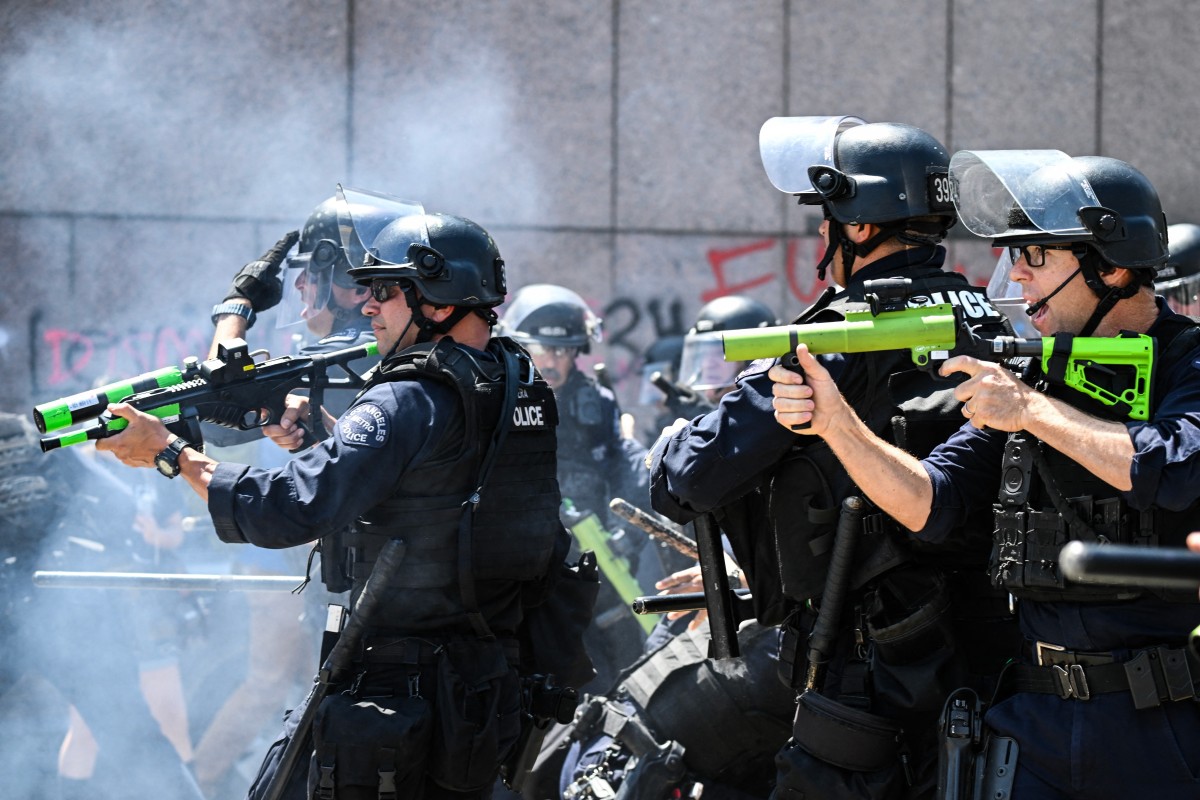 Protestas continúan en Los Ángeles por quinto día consecutivo y Trump escala retórica Protestas continúan en Los Ángeles por quinto día consecutivo y Trump escala retórica