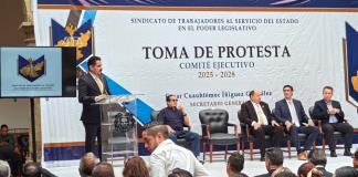César Íñiguez rinde protesta como líder sindical del Congreso; promete lucha por escalafón