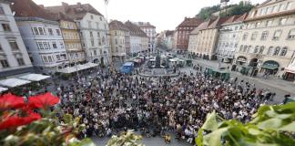 Esto no es real: un profesor cuenta cómo pudo escapar del ataque en la escuela de Graz