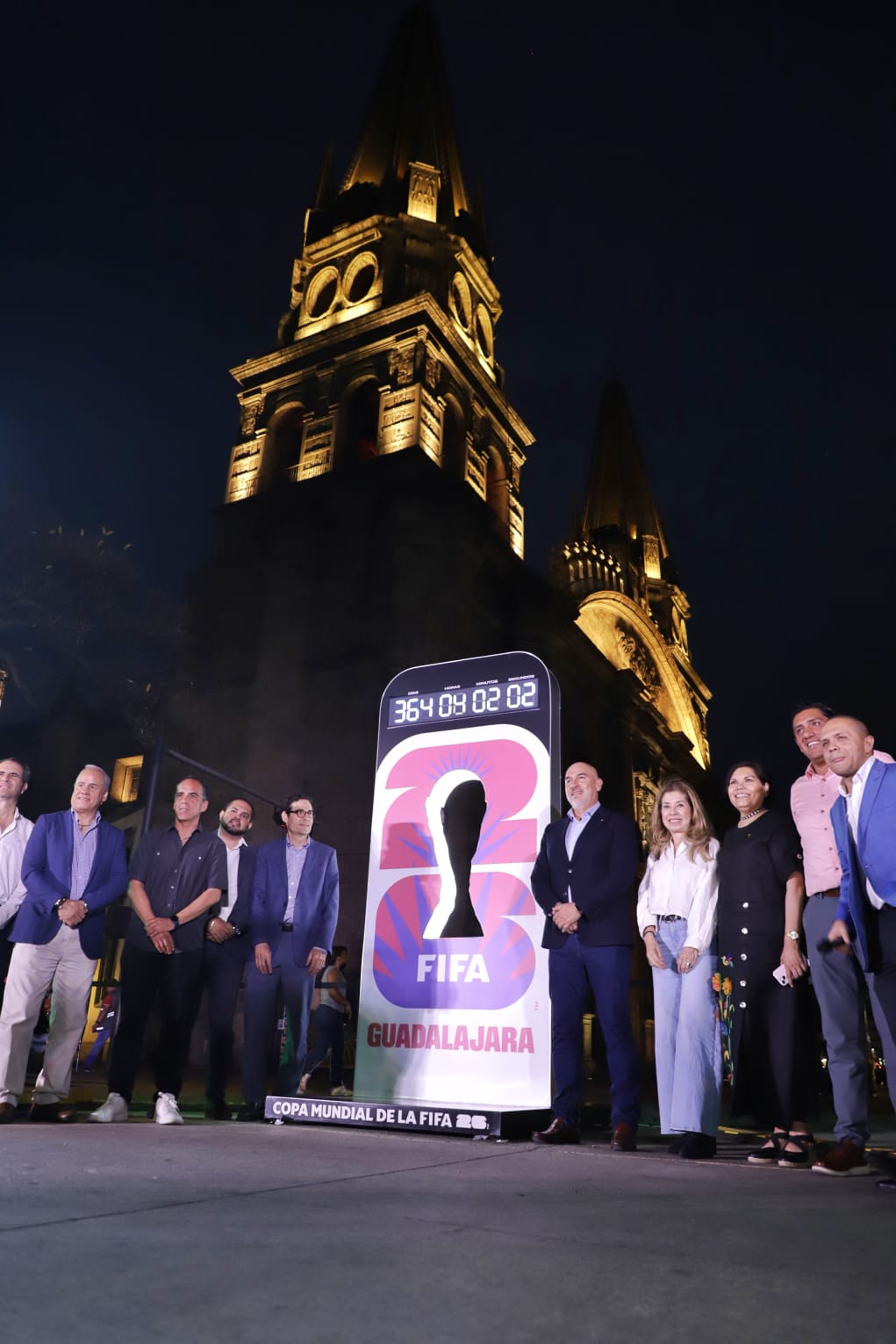 Encienden reloj y anuncian obras para que Jalisco reciba al Mundial de Futbol en 2026 Encienden reloj y anuncian obras para que Jalisco reciba al Mundial de Futbol en 2026