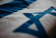 Israel anuncia que ha atacado Irán y declara el estado de emergencia en todo el país