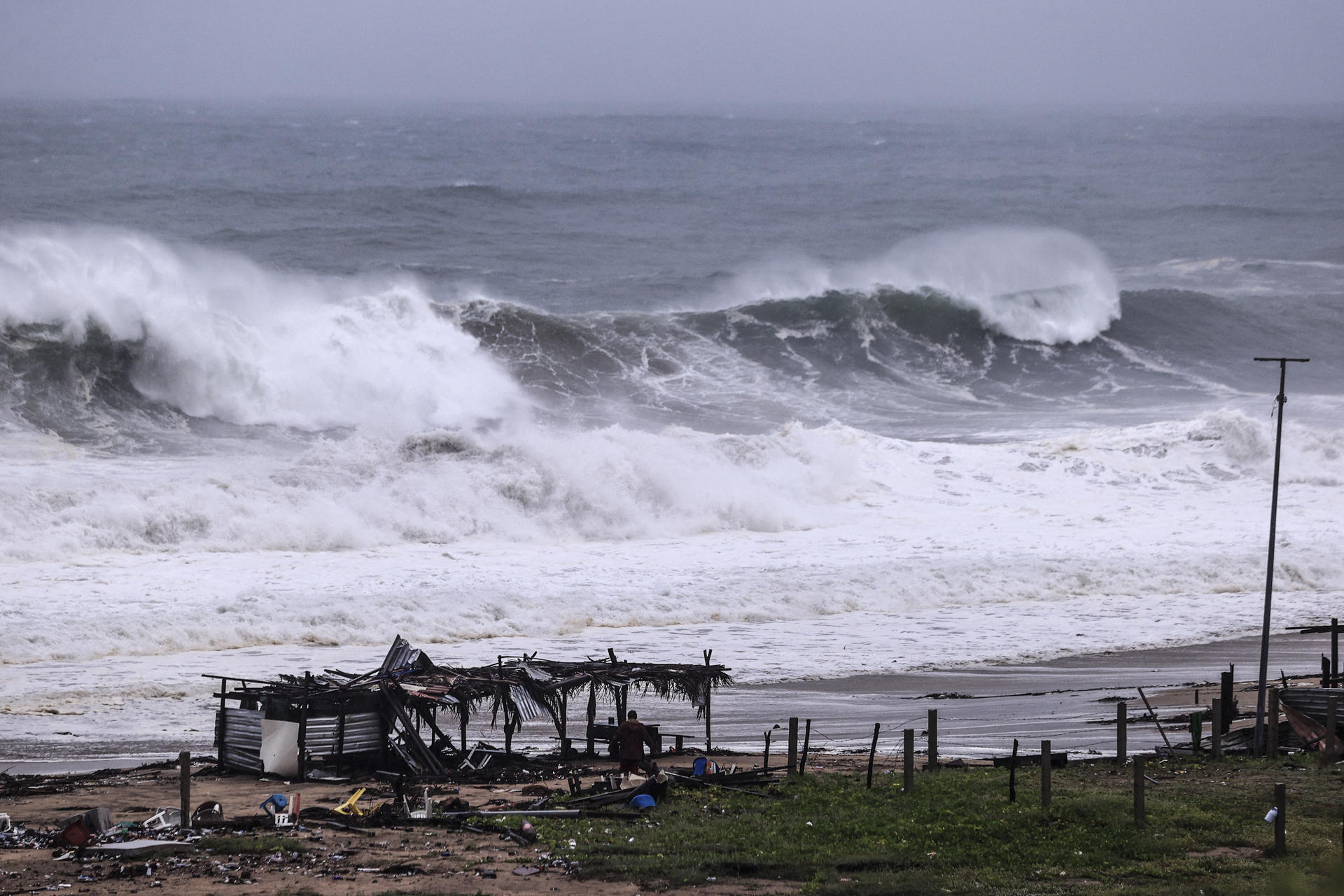 Se forma la tormenta tropical Dalila en costas del Pacífico mexicano