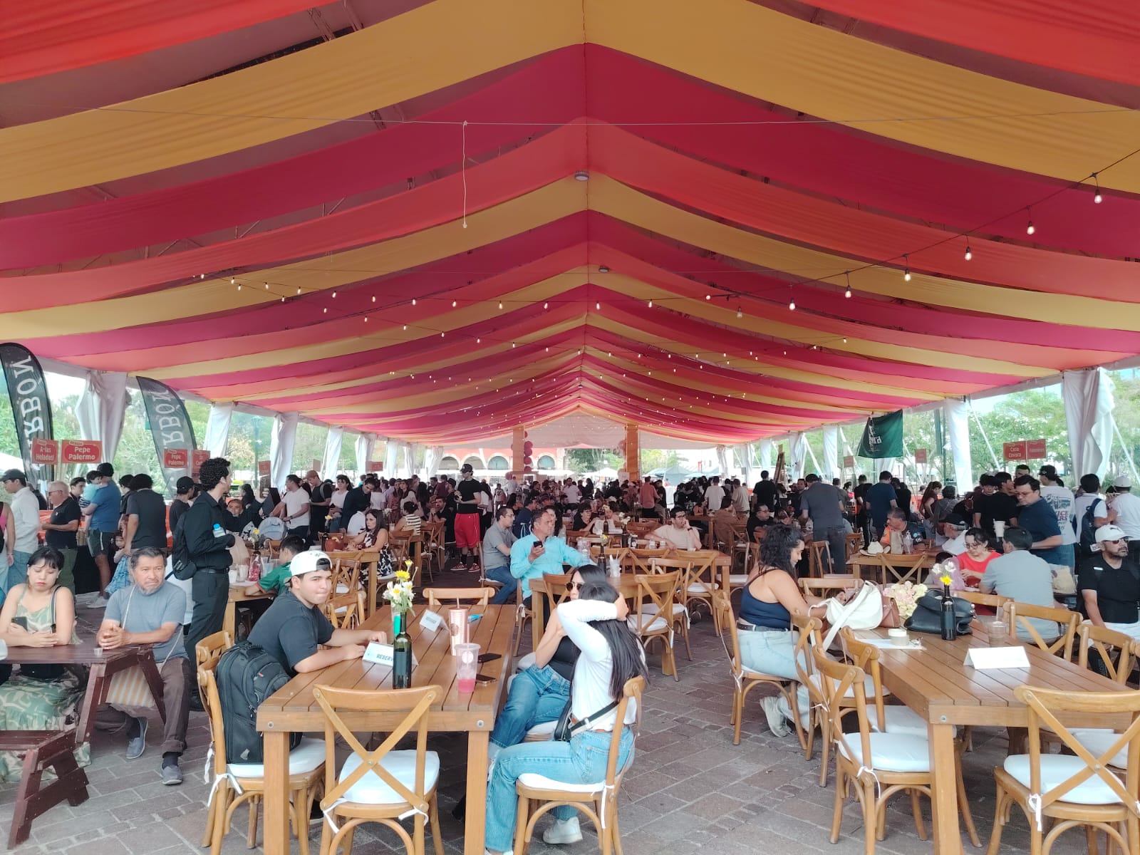 Lluvia y sabor a Grill empapan la cuarta Feria Gastronómica de Zapopan Lluvia y sabor a Grill empapan la cuarta Feria Gastronómica de Zapopan