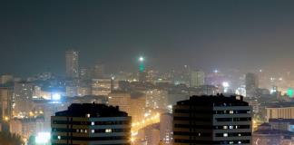La luz artificial de las ciudades alarga la temporada de crecimiento de las plantas