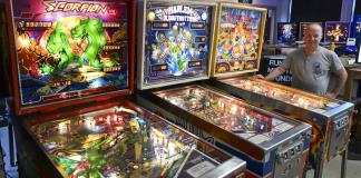 Retro con futuro: berlinés comparte su pasión por el pinball