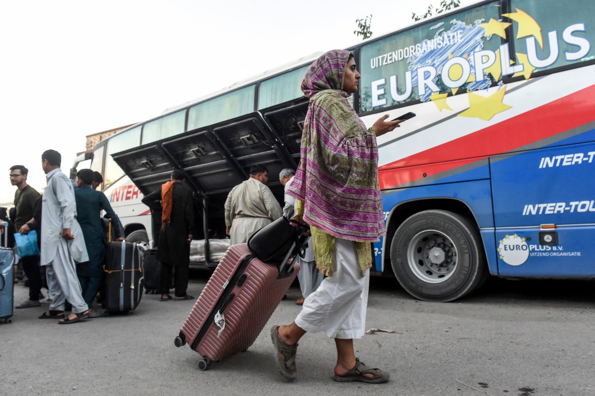 Más de 600 extranjeros evacuados de Irán a Azerbaiyán Más de 600 extranjeros evacuados de Irán a Azerbaiyán