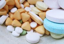 Por desabasto de medicamentos en México, Nariz Roja convoca a gran marcha nacional