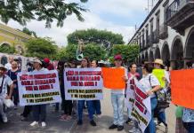 Protestan nuevamente en contra de las fiestas de San Pedro Tlaquepaque en la Avenida Hidalgo