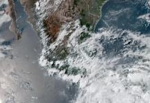 Huracán Erick se fortalece a categoría 2 en el Pacífico cerca de México