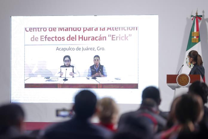 México no reporta daños humanos por el huracán Erick tras tocar tierra como categoría tres México no reporta daños humanos por el huracán Erick tras tocar tierra como categoría tres