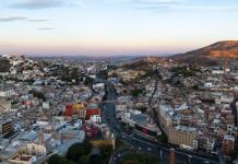 Climatólogo advierte con canciones de que México se calienta más que el promedio global