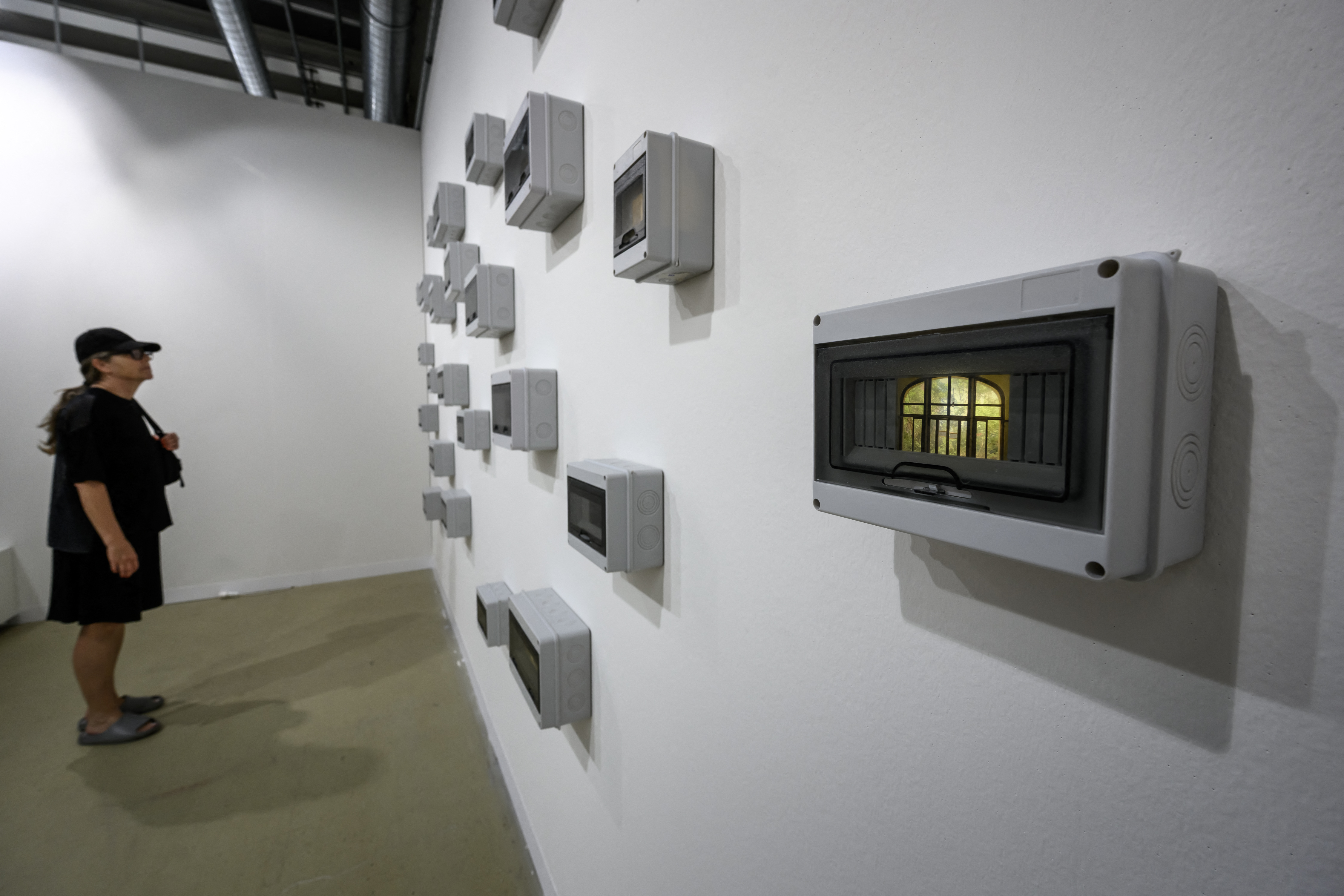 La feria Art Basel refleja el estado agitado del mundo en su nueva edición La feria Art Basel refleja el estado agitado del mundo en su nueva edición
