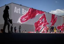 La feria Art Basel refleja el estado agitado del mundo en su nueva edición
