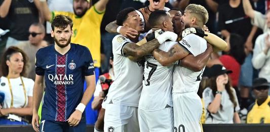 Botafogo vence 1-0 al PSG en duelo de monarcas en Mundial de Clubes