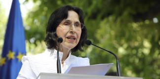 La mexicana Coral Bracho recibe en España el Premio Internacional de Poesía Lorca