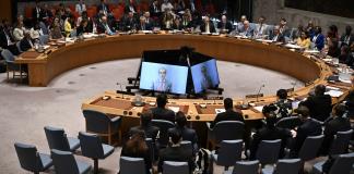 OIEA alerta de catástrofe nuclear en caso de ataque a central iraní de Bushehr