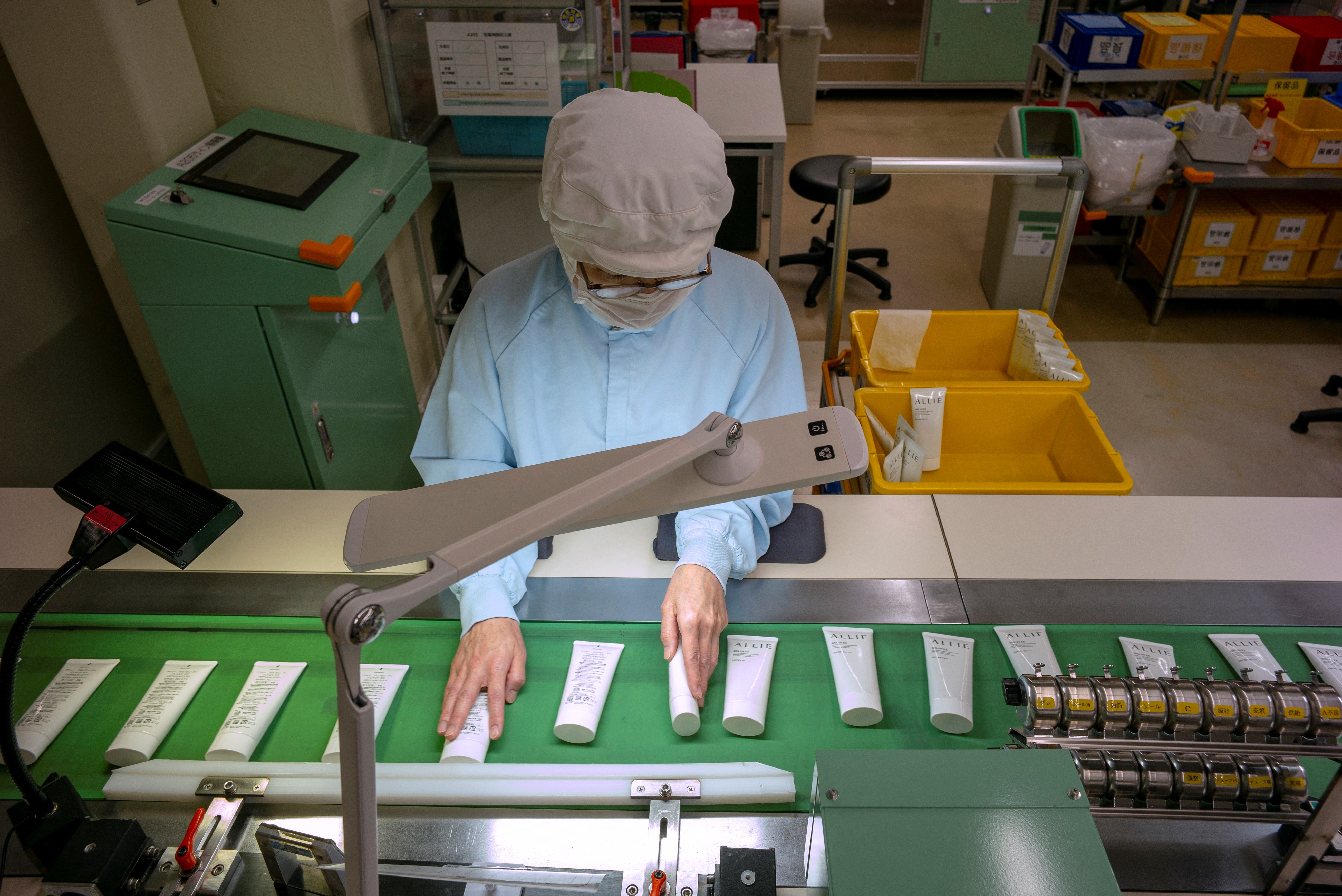 Los protectores solares livianos de Japón se expanden por todas partes Los protectores solares livianos de Japón se expanden por todas partes