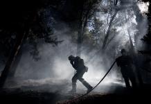 Grecia declara el estado de emergencia en la isla de Quíos por incendios