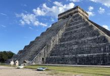 Llega a México detector de muones que ayudará a ver interior de Castillo de Chichén Itzá