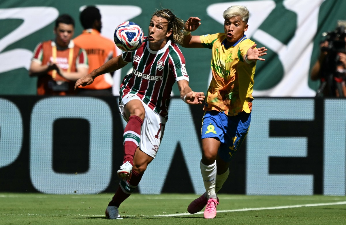 Fluminense avanza a octavos del Mundial de Clubes al empatar 0-0 con Mamelodi Fluminense avanza a octavos del Mundial de Clubes al empatar 0-0 con Mamelodi