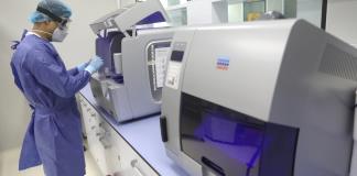 Invertir en salud no solo salva vidas, también construye economías "fuertes", según Roche